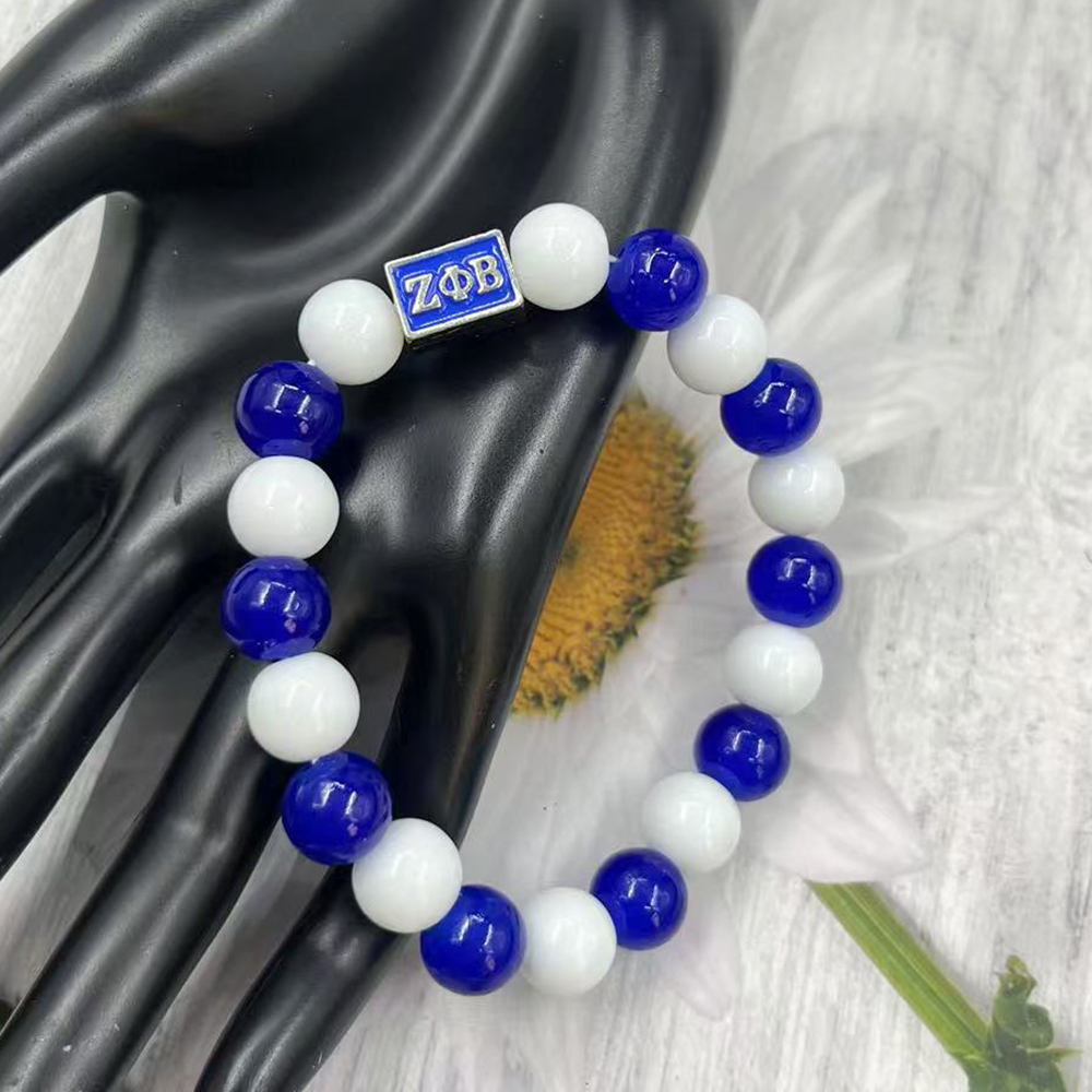 Women'S Fashion In 1920 - Bracelet en perles de verre bleues