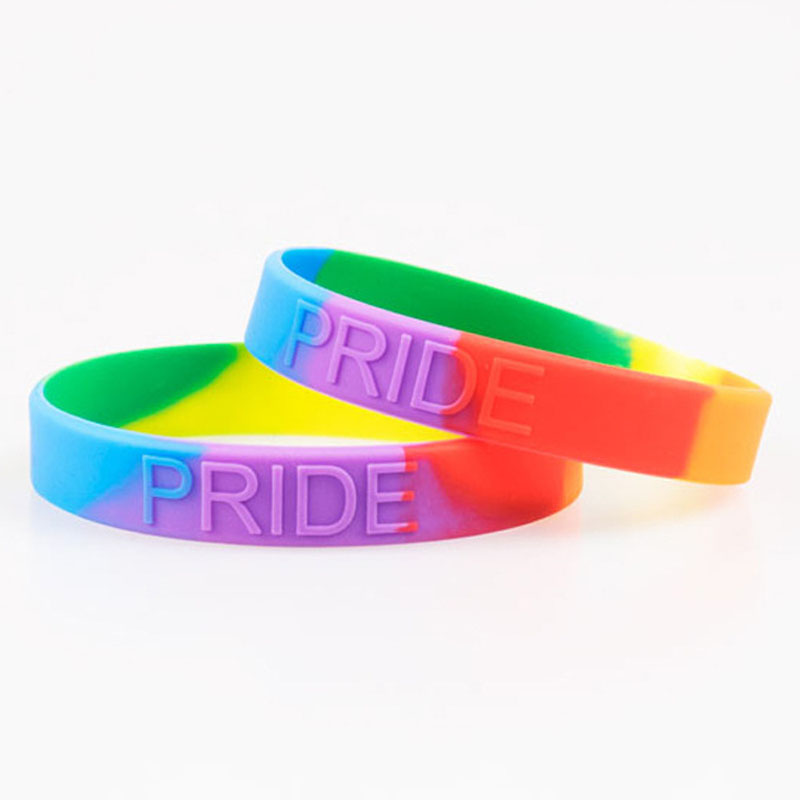 Bracelet en silicone couleur a - Women Fashion Now avis et prix