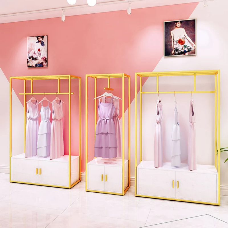 Présentoirs de Magasin de Vête - Women'S Fashion Retailers avis et prix