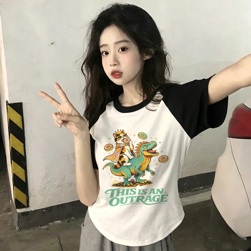 T-shirt Dungeon Crawler Carl p - Women'S Fashion In The 80S avis et prix