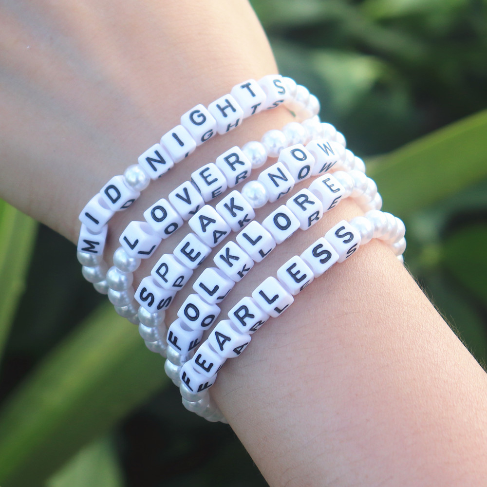 Bracelet de chanteur de réputa - Women Fashion Now avis et prix