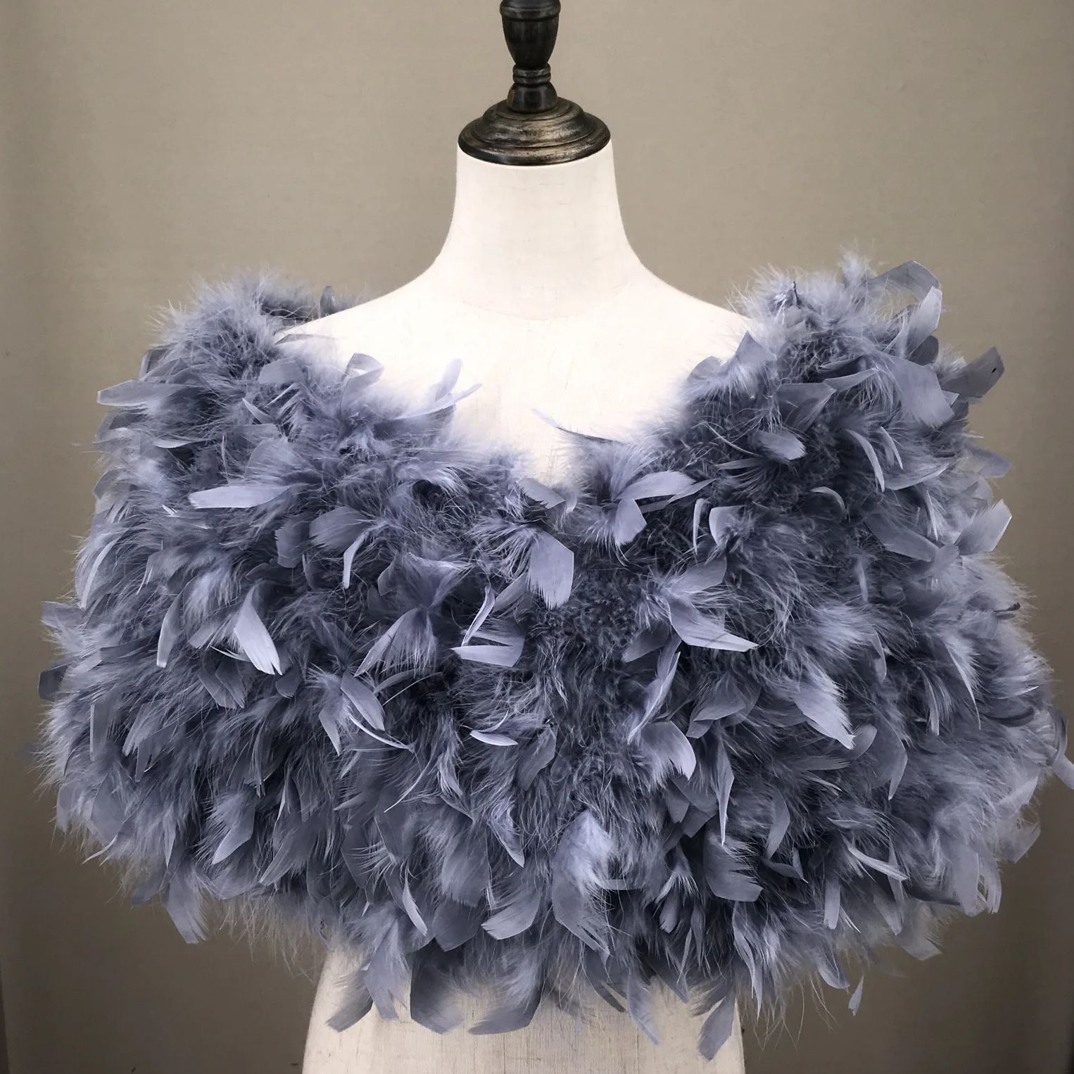 Châle en plumes de dinde avec  - Turkey Women Fashion avis et prix